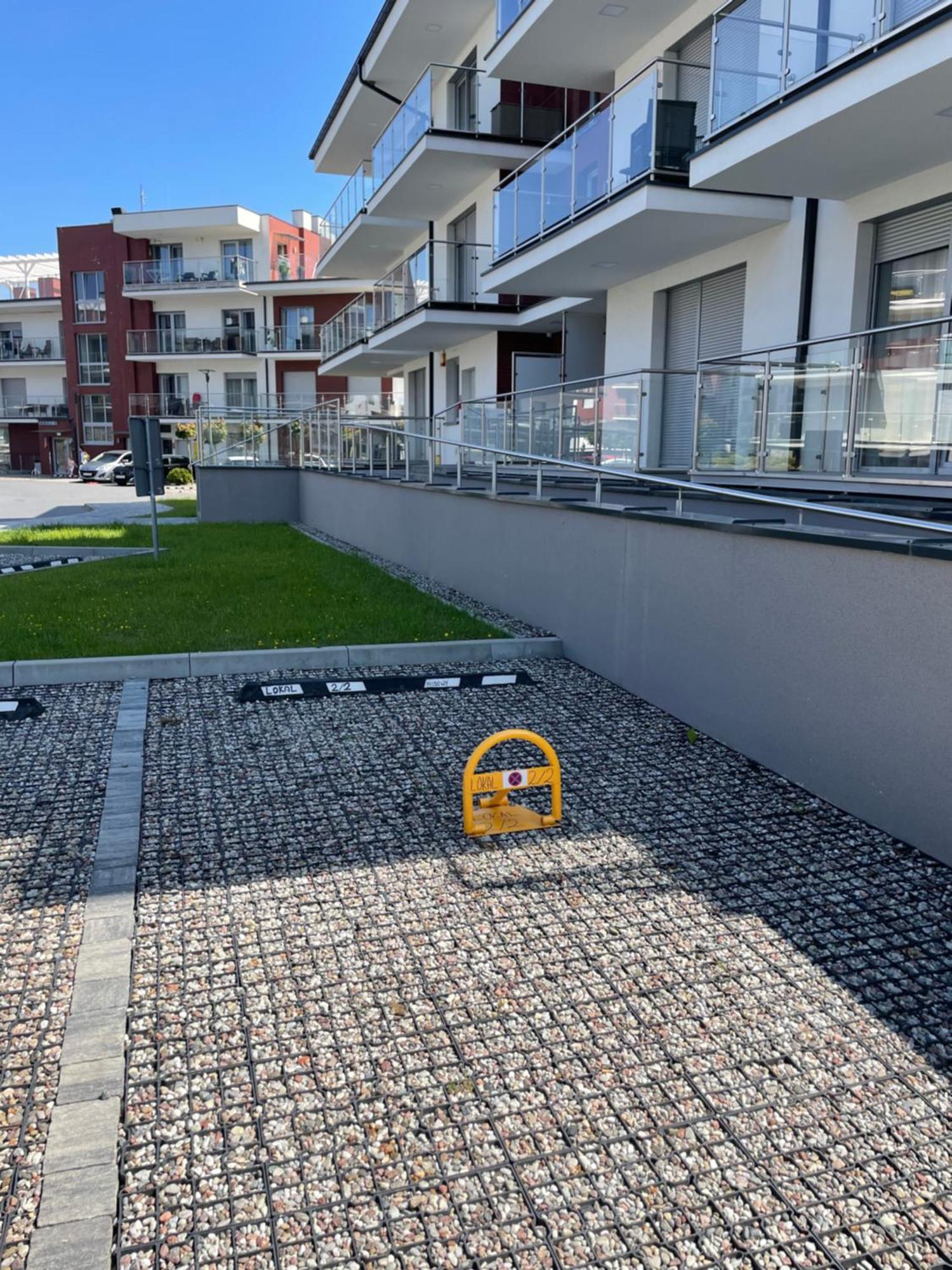 Miodowy Apartament Z Duzym Tarasem W Rewalu, Blisko Morza 外观 照片