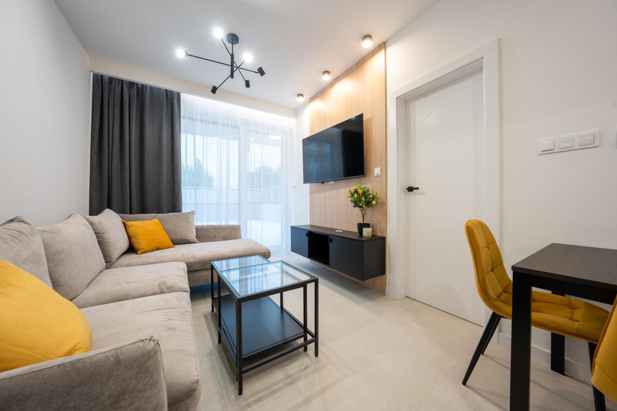 Miodowy Apartament Z Duzym Tarasem W Rewalu, Blisko Morza 外观 照片